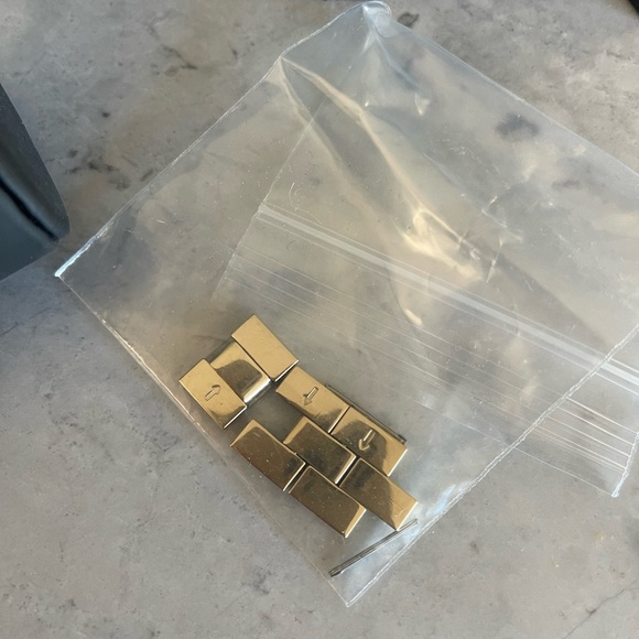 Marc by Marc Jacobs Gold Watch - Picture 5 of 7